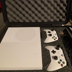 Xbox One S
